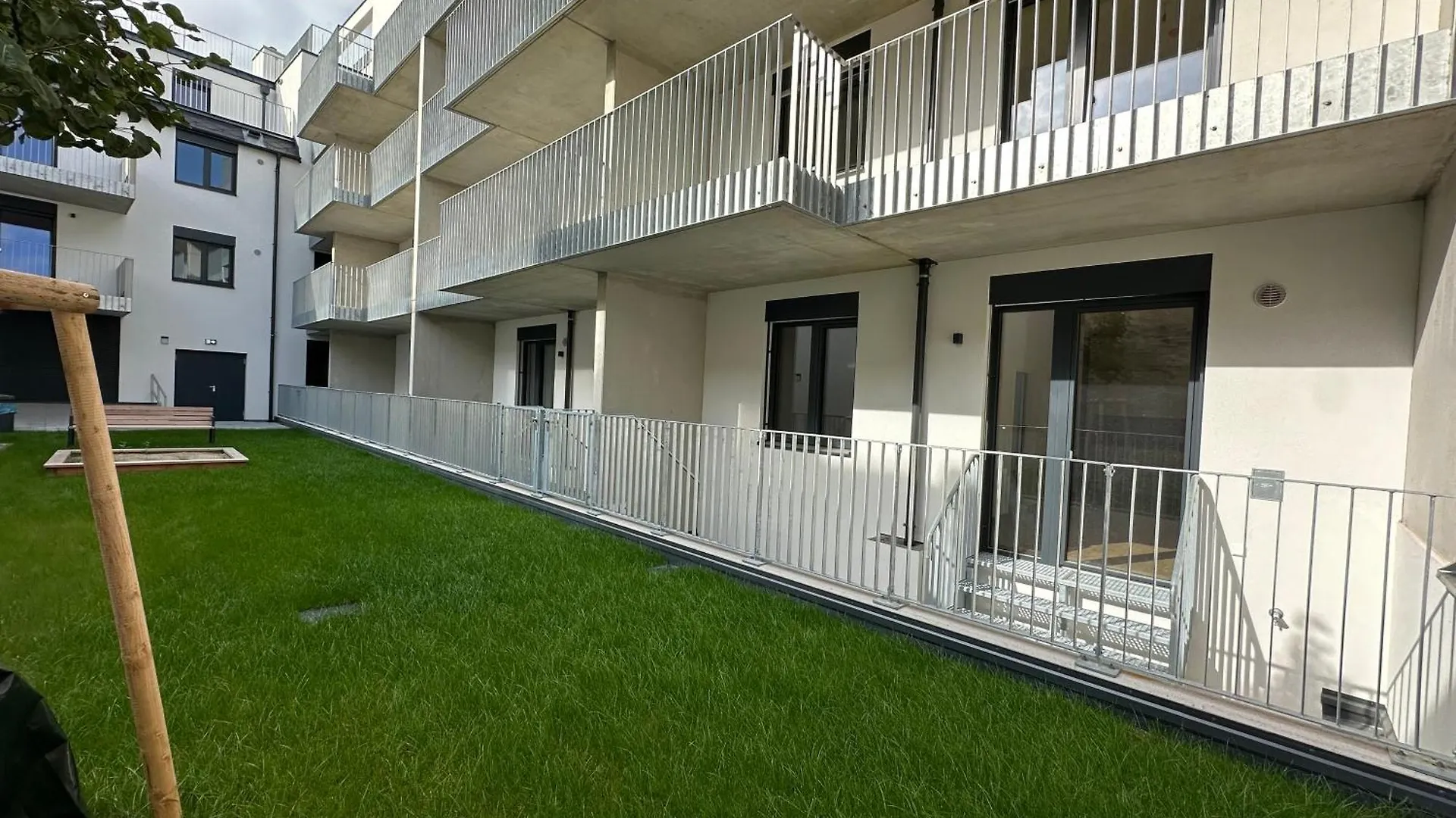 Schoenbrunn Garden Apartments Vienna